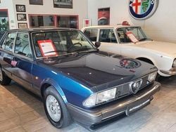 Blau Gebraucht 1983 Alfa Romeo Alfa 6 Lusso Limousine | 12.800 €