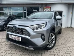 Lichtsilber met Gebraucht 2022 Toyota RAV4 Hybrid Lounge SUV | 37.790 € (Etwas zu teuer)