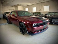 Rot Gebraucht 2018 Dodge Challenger Coupé | 29.491 € (Fairer Preis)