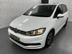 Weiß Gebraucht 2019 VW Touran Join Van / Kleinbus | 20.990 € (Guter Preis)