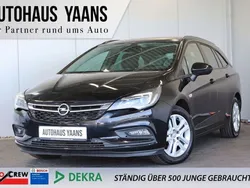 Onyx schwarz Gebraucht 2017 Opel Astra Edition Limousine | 8.989 € (Teuer)