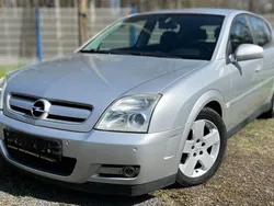 Silber Gebraucht 2003 Opel Signum Elegance Kombi | 2.999 € (Teuer)