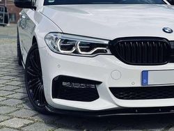 Weiß Gebraucht 2017 BMW 520 M Sport Limousine | 33.300 €