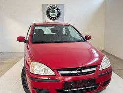 Rot Gebraucht 2004 Opel Corsa Kleinwagen | 1.650 € (Fairer Preis)