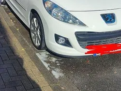 Weiß Gebraucht 2009 Peugeot 207 CC Platinum Cabrio | 7.000 € (Teuer)