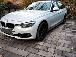 Weiß Gebraucht 2019 BMW 320 Kombi | 14.999 € (Superpreis)