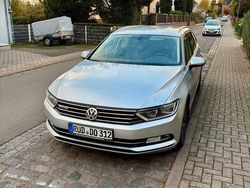 Silber Gebraucht 2016 VW Passat Comfortline Kombi | 12.500 € (Guter Preis)