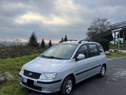 Grau Gebraucht 2008 Hyundai Matrix Comfort Van / Kleinbus | 3.000 € (Fairer Preis)