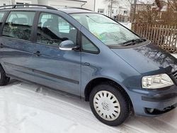 Grau Gebraucht 2007 VW Sharan Trendline Van / Kleinbus | 2.700 € (Superpreis)