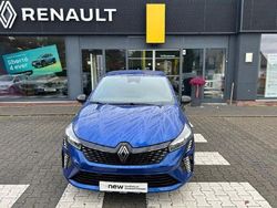 Blau Gebraucht 2024 Renault Clio V Techno Limousine | 17.990 € (Fairer Preis)
