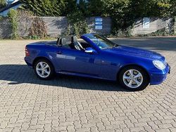Blau Gebraucht 2001 Mercedes SLK320 Cabrio | 13.000 € (Teuer)