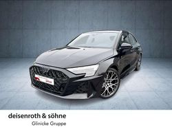 Mythosschwarz metallic Gebraucht 2025 Audi RS3 Sport Limousine | 67.970 € (Fairer Preis)