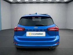 Blau Gebraucht 2024 Ford Focus Kombi | 23.499 € (Guter Preis)