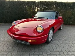 Rot Gebraucht 1993 Alfa Romeo Spider Cabrio | 25.950 €