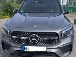 Grau Gebraucht 2021 Mercedes GLB200 AMG line SUV | 35.900 € (Teuer)