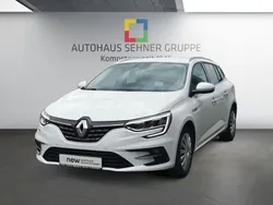 Perlmuttweiß metall (weiß) (weiß) Gebraucht 2021 Renault Mégane IV Intens Kombi | 16.490 € (Superpreis)