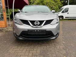 Silber Gebraucht 2017 Nissan Qashqai Acenta SUV | 12.499 € (Fairer Preis)