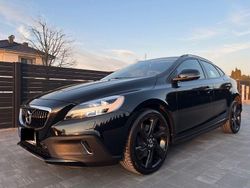Schwarz Gebraucht 2017 Volvo V40 CC Kombi | 14.999 € (Fairer Preis)