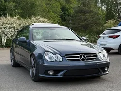 Blau Gebraucht 2004 Mercedes CLK320 AMG Coupé | 11.500 €