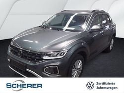 Indiumgrau metallic (metallic) Gebraucht 2024 VW T-Roc Life SUV | 21.500 € (Superpreis)