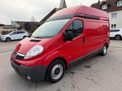 Rot Gebraucht 2009 Opel Vivaro Van / Kleinbus | 8.900 € (Teuer)
