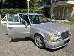 Silber Gebraucht 1995 Mercedes E420 Limousine | 34.999 €