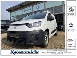 Weiß Gebraucht 2023 Fiat Doblò Van / Kleinbus | 22.689 € (Guter Preis)