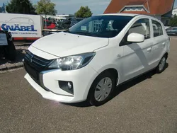 Weiß Gebraucht 2020 Mitsubishi Space Star Diamant Edition Kleinwagen | 6.990 €