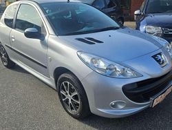 Aluminiumgrau/metallic Gebraucht 2009 Peugeot 206 Kleinwagen | 3.250 € (Teuer)