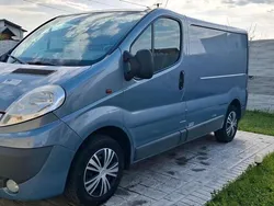 Blau Gebraucht 2011 Opel Vivaro Van | 9.300 €