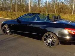 Schwarz Gebraucht 2010 Mercedes E200 Avantgarde Cabrio | 14.998 € (Fairer Preis)