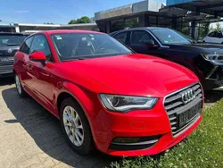 Brillantrot Gebraucht 2013 Audi A3 Attraction Kleinwagen | 7.890 € (Superpreis)