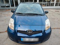 Blau Gebraucht 2009 Toyota Yaris Kleinwagen | 2.700 €