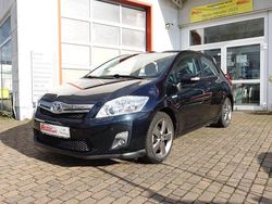 Blau Gebraucht 2012 Toyota Auris Hybrid Travel Limousine | 9.500 € (Etwas zu teuer)