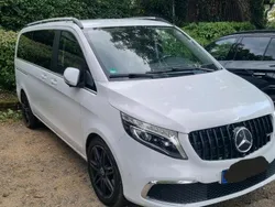 Weiß Gebraucht 2019 Mercedes V300 Van / Kleinbus | 59.850 €