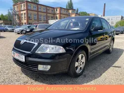 Schwarz Gebraucht 2007 Skoda Octavia Ambiente Limousine | 1.800 € (Guter Preis)