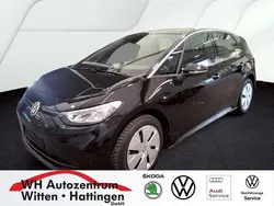 Grenadillschwarz metallic Gebraucht 2024 VW ID.3 Pro Kleinwagen | 30.966 € (Guter Preis)