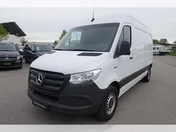 Weiß (arktikweiss) Gebraucht 2022 Mercedes E-Sprinter Van | 21.277 € (Fairer Preis)
