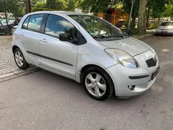 Silver mica metallic Gebraucht 2006 Toyota Yaris Executive Kleinwagen | 2.490 € (Superpreis)