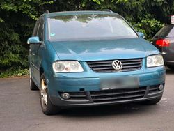 Grün Gebraucht 2006 VW Touran Van / Kleinbus | 1.000 € (Superpreis)