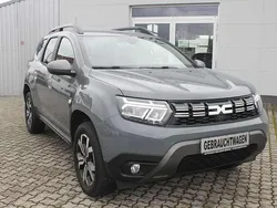 Schiefergrau Gebraucht 2022 Dacia Duster Journey SUV | 20.760 € (Superpreis)