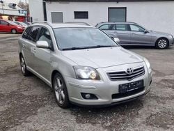 Silver metallic Gebraucht 2007 Toyota Avensis Executive Kombi | 1.600 € (Superpreis)