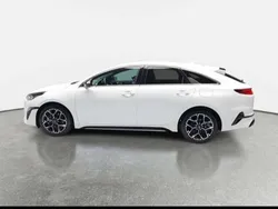 Weiß Gebraucht 2024 Kia ProCeed GT-Line Kleinwagen | 28.999 € (Fairer Preis)