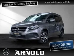 Chromitgrau Gebraucht 2022 Mercedes T180 Progressive Van / Kleinbus | 22.750 € (Guter Preis)