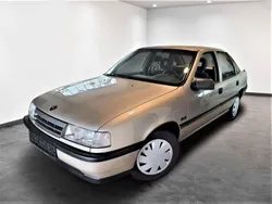 Gold Gebraucht 1992 Opel Vectra Limousine | 6.990 €