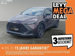 Dunkel amethyst metallic/ dach schwarz Gebraucht 2024 Toyota C-HR Team SUV | 28.890 € (Fairer Preis)