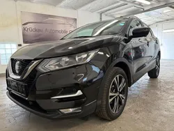 Schwarz Gebraucht 2020 Nissan Qashqai SUV | 17.990 € (Fairer Preis)