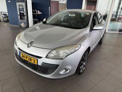 Grau Gebraucht 2011 Renault Mégane III Expression Limousine | 3.590 € (Superpreis)