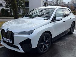 Weiß Gebraucht 2022 BMW iX SUV | 34.200 € (Superpreis)