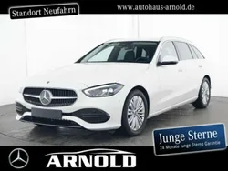 Polarweiß Gebraucht 2024 Mercedes C200 Avantgarde Kombi | 36.299 € (Guter Preis)